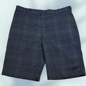 Nike Men's Plaid Golf Shorts in Black Grey and Purple sz 36